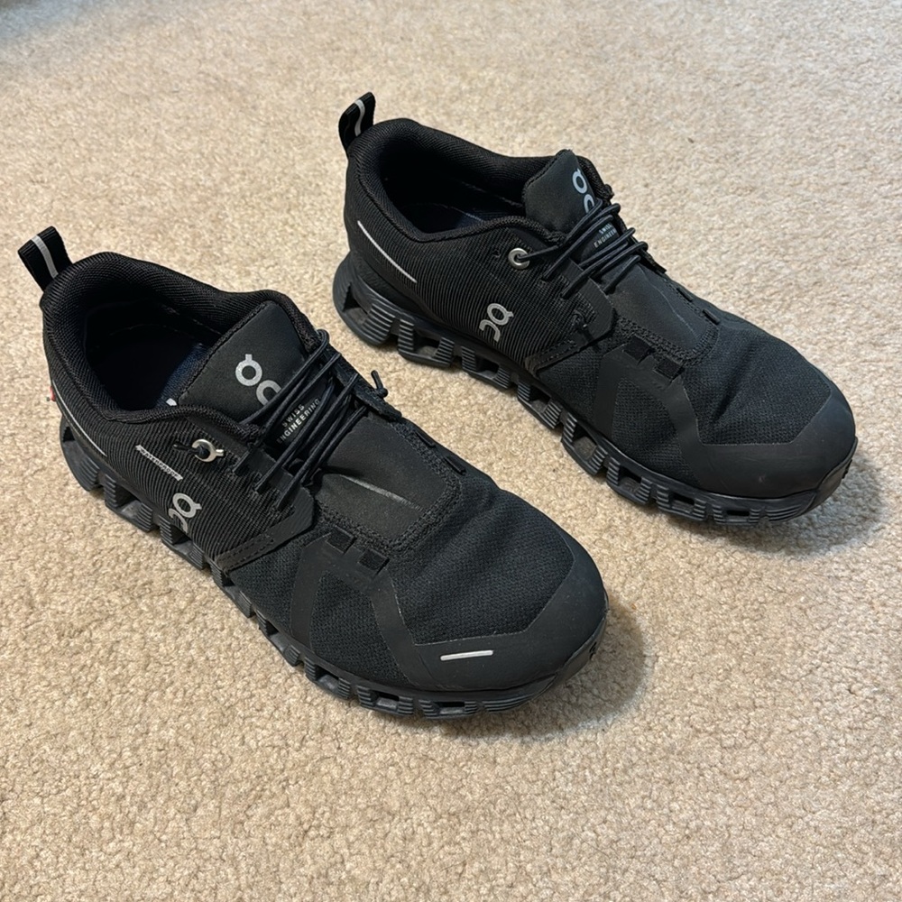 On Cloud 5 Waterproof sneakers